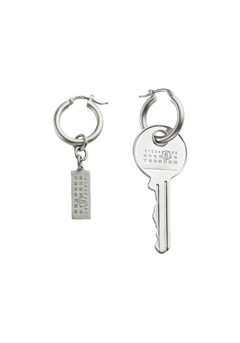 tag and key earrings unisex silver colored MM6 MAISON MARGIELA | SM6VG0090 P7210952